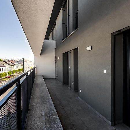 Avand Apartments ديبريتْسين المظهر الخارجي الصورة