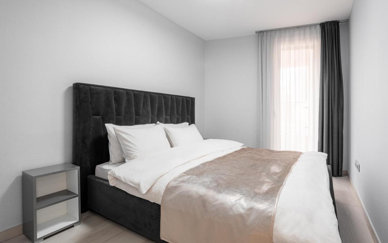 Avand Apartments ديبريتْسين المظهر الخارجي الصورة